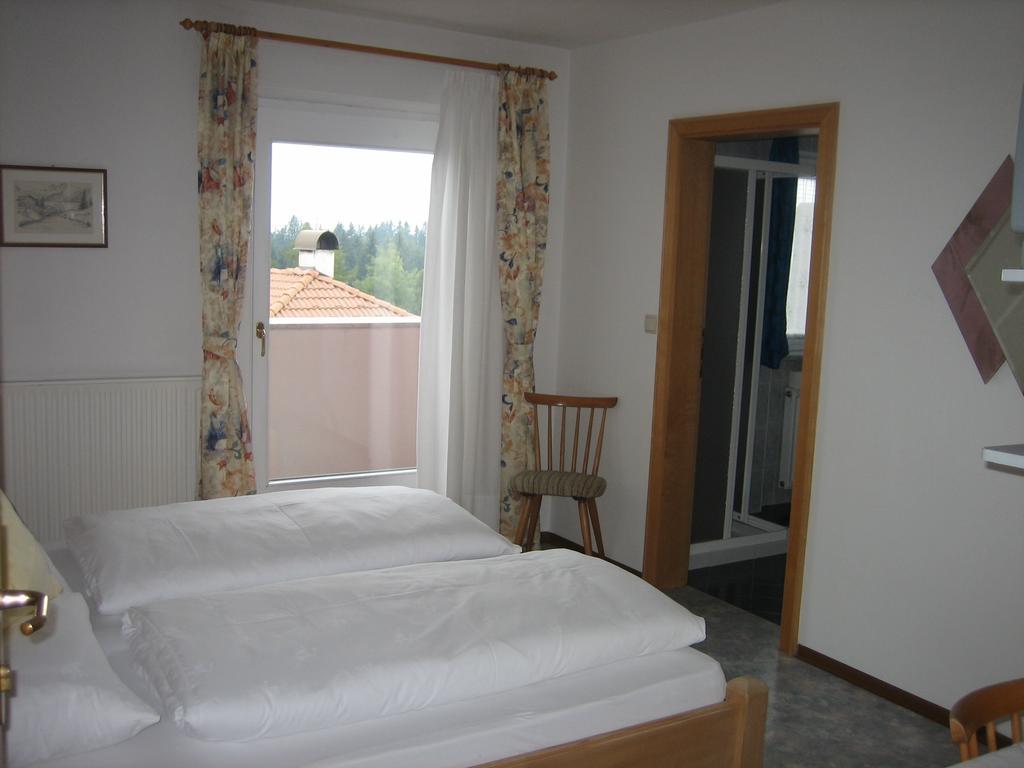 Garni Sonnegg Bed and Breakfast Petersberg Habitación foto